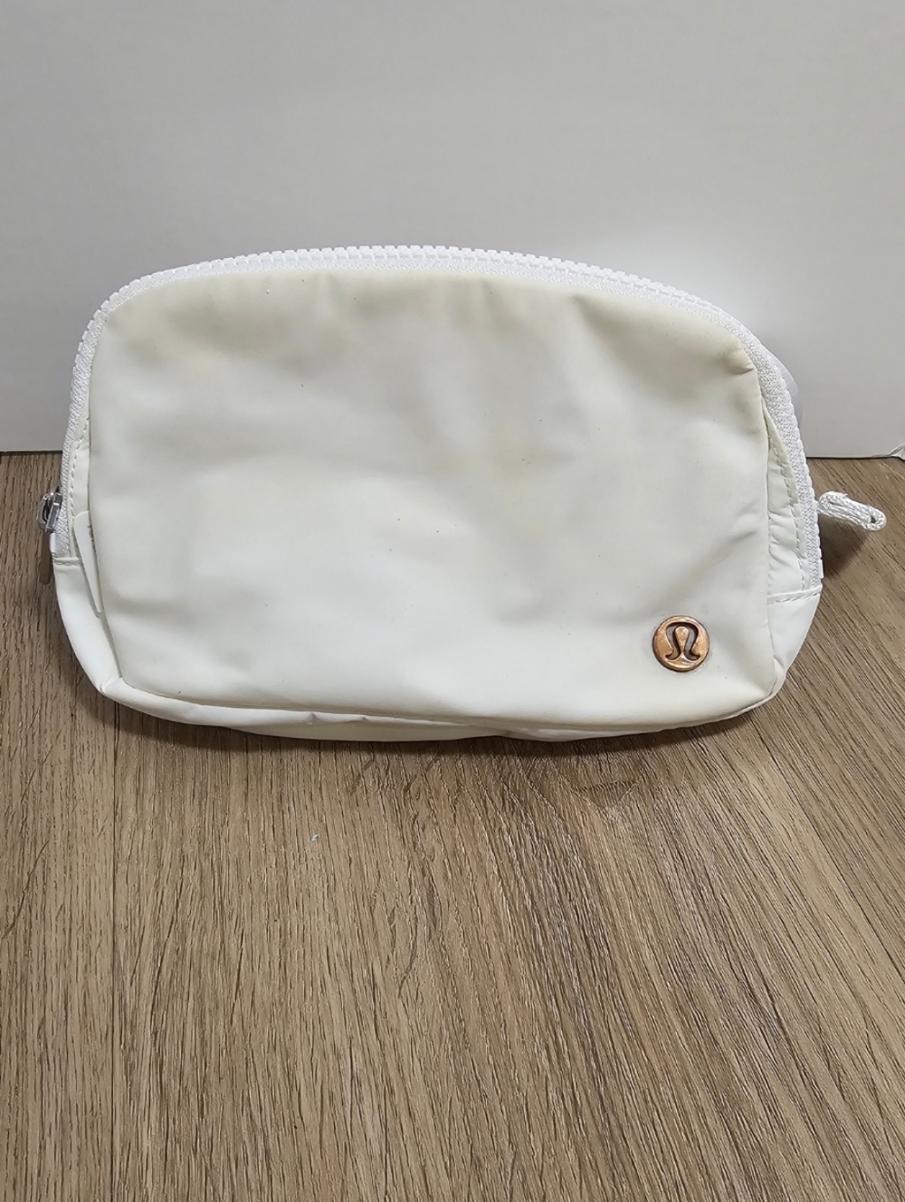 lululemon Everywhere Belt Bag White Custom Rose Gold Logo 1L